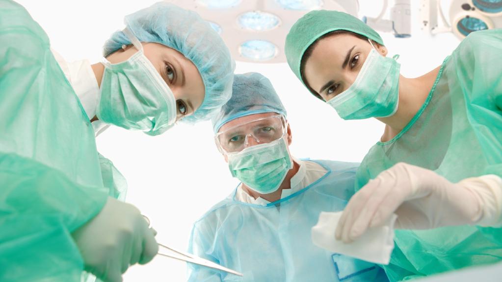 塔州医疗行业收入高 外科医生居澳洲第二