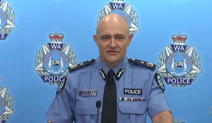 澳洲男子持刀威胁警察 被当场击毙