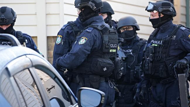 悉尼警方打击有组织犯罪 突袭十多栋物业